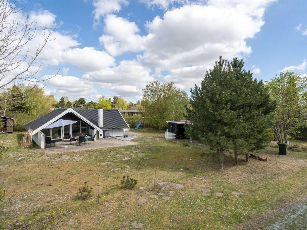 Holiday Home Arnfin - 160M From The Sea In Lolland- Falster And Mon By Interhome Rødby Exterior foto