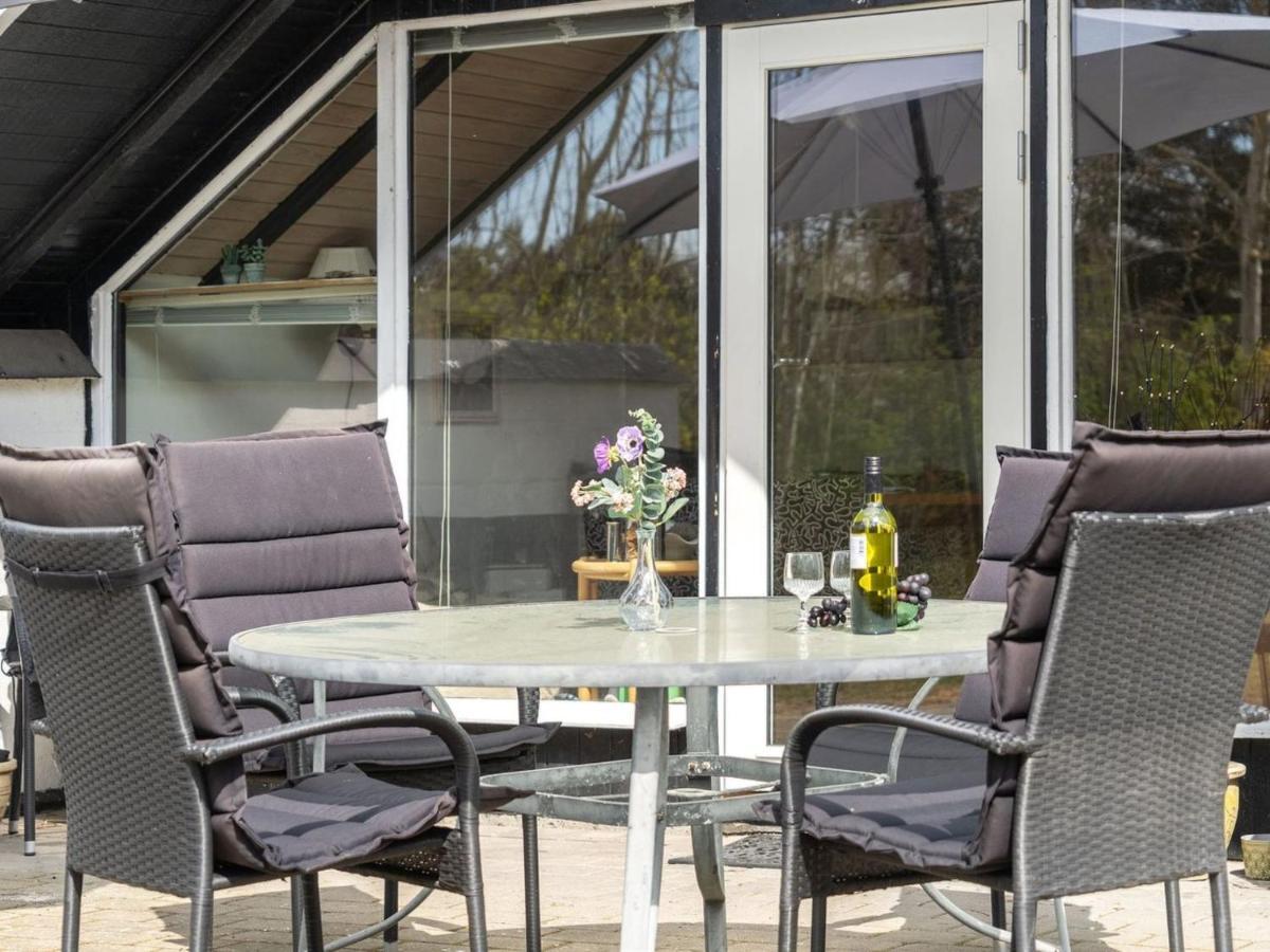Holiday Home Arnfin - 160M From The Sea In Lolland- Falster And Mon By Interhome Rødby Exterior foto